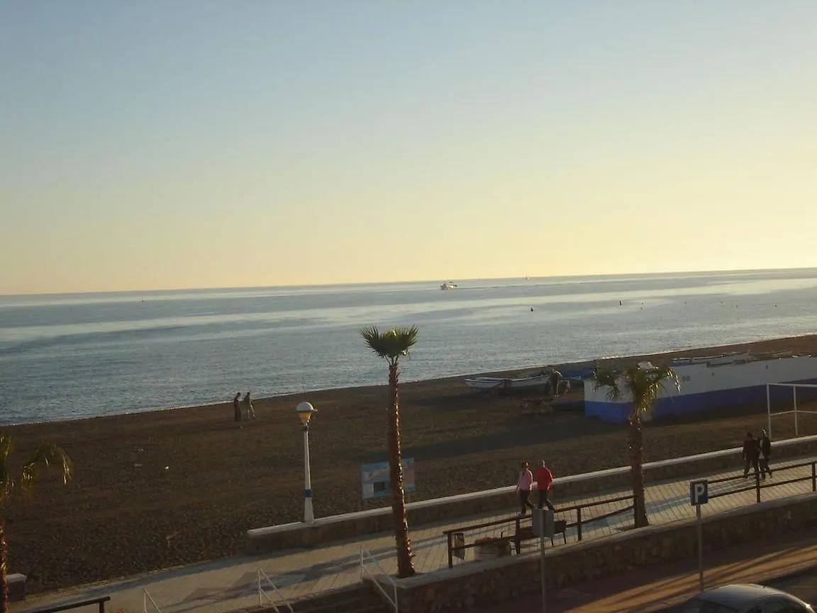 Apartamento Ático 1ª linea de playa Torre Del Mar